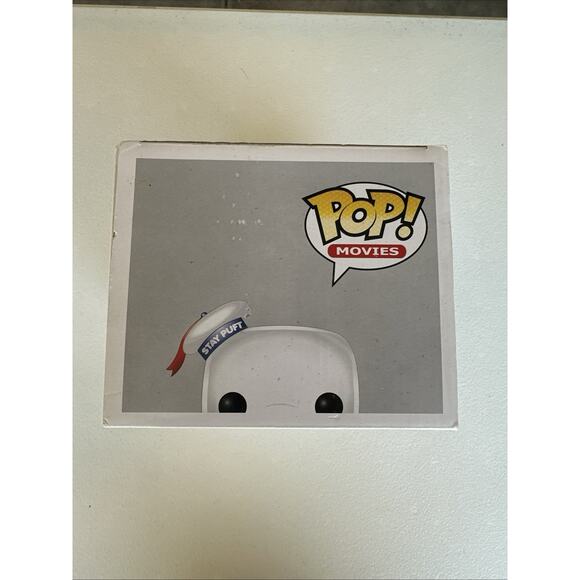 Funko SDCC Ghostbusters 109 Stay Puft Marshmallow Man Glow in Dark - Picture 3 of 6